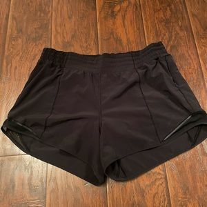 lululemon hotty hots